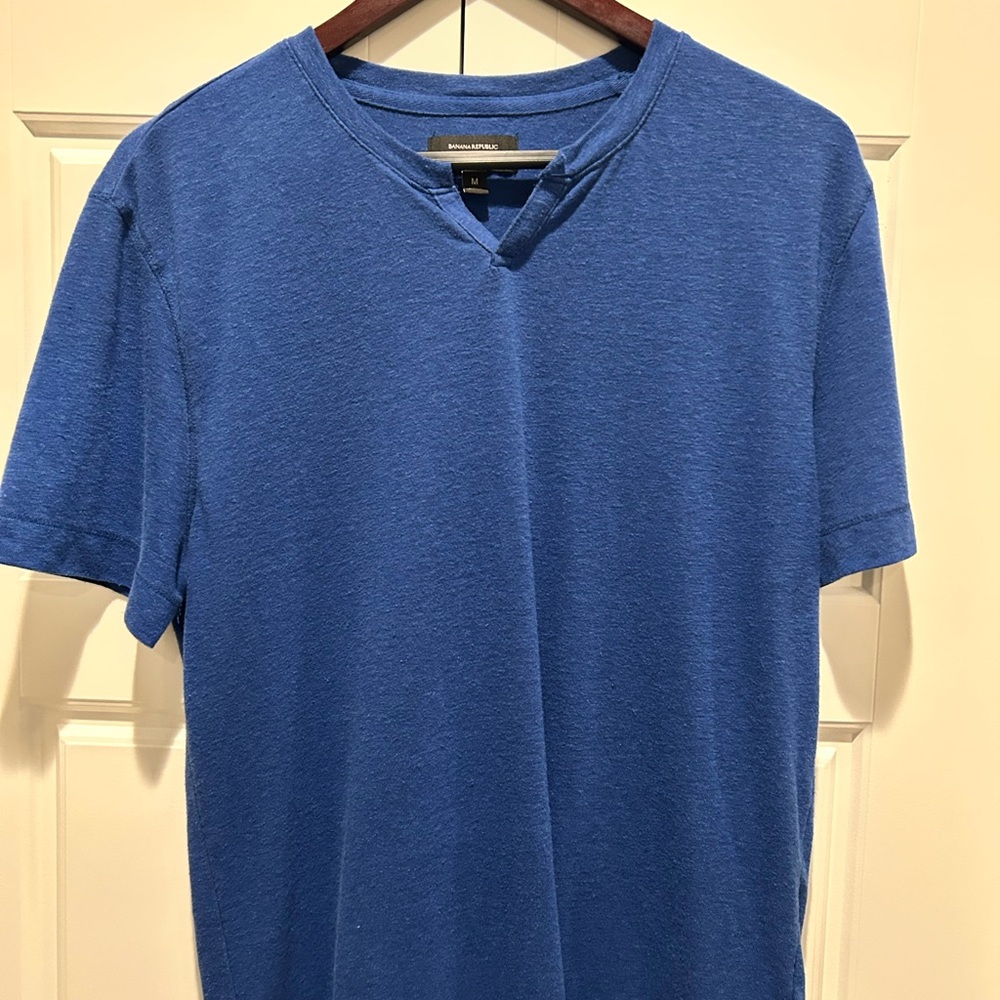 Banana Republic Blue Short Sleeve Tee V-Neck